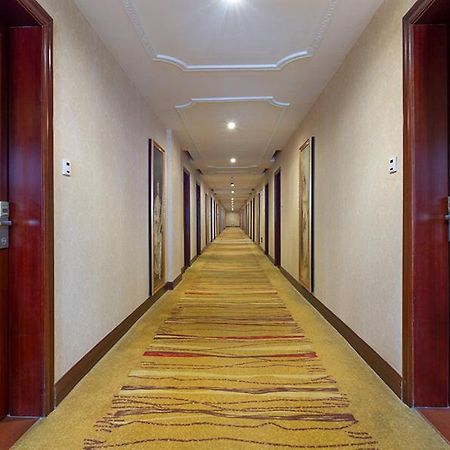 Vienna Hotel Shenzhen Shangjin Center Kültér fotó
